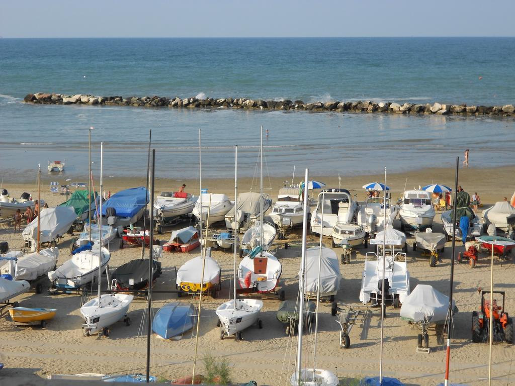 Hotel Laguna Blu Rimini Camera foto