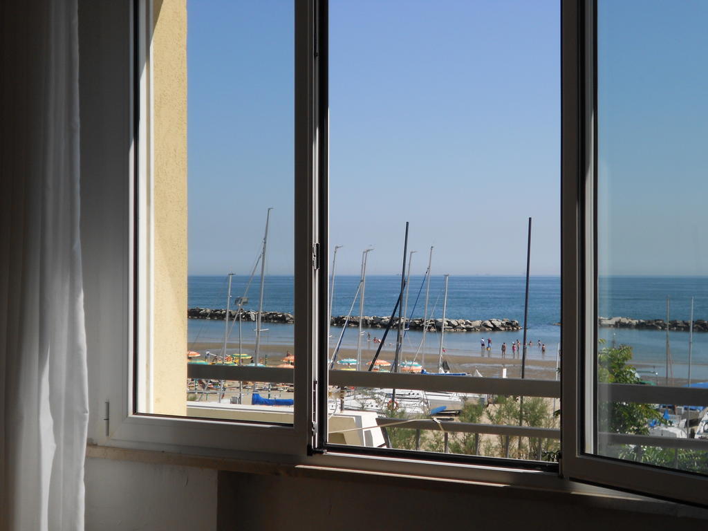 Hotel Laguna Blu Rimini Camera foto